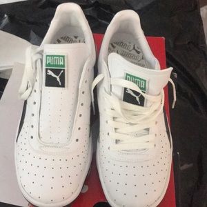 White and Blue size 8-1/2 Adults (new in the box)